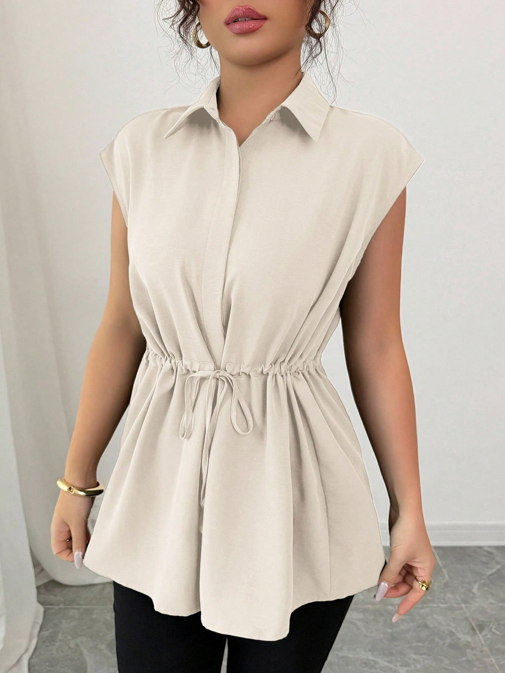 Women's Solid Polo Collar Short Sleeve Button-Front Top