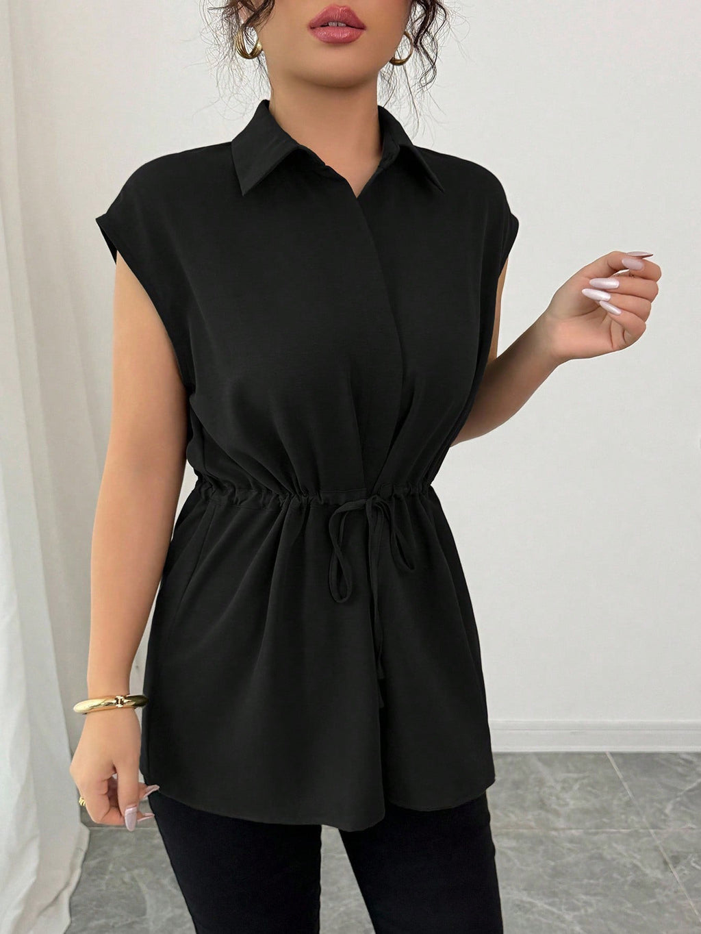 Women's Solid Polo Collar Short Sleeve Button-Front Top